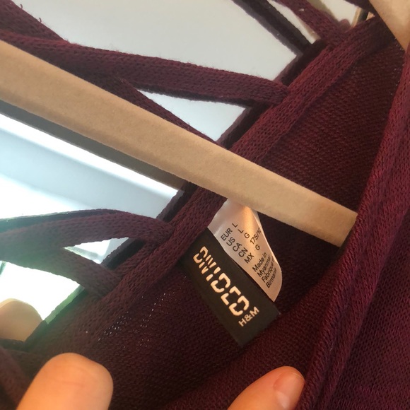 Slightly sheer long sleeve with detailed back - Picture 3 of 5